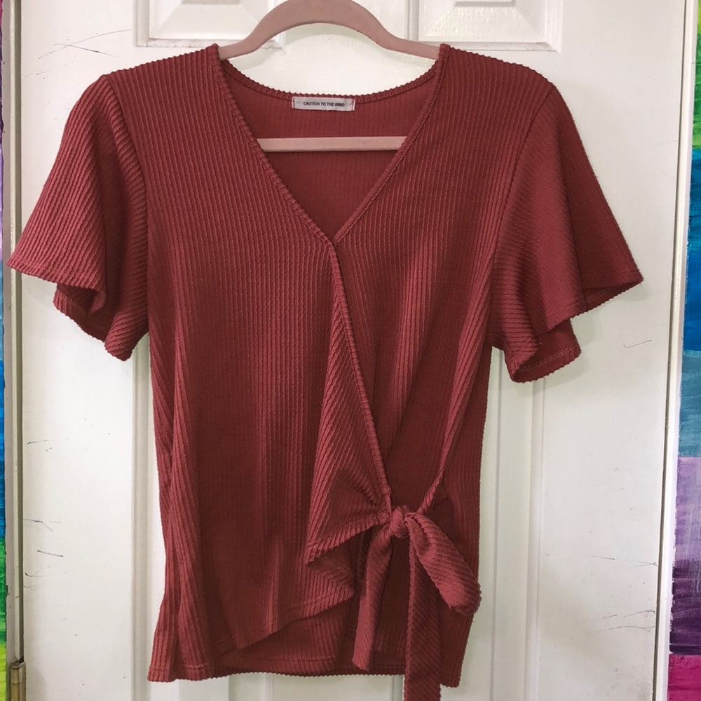 Tie front top